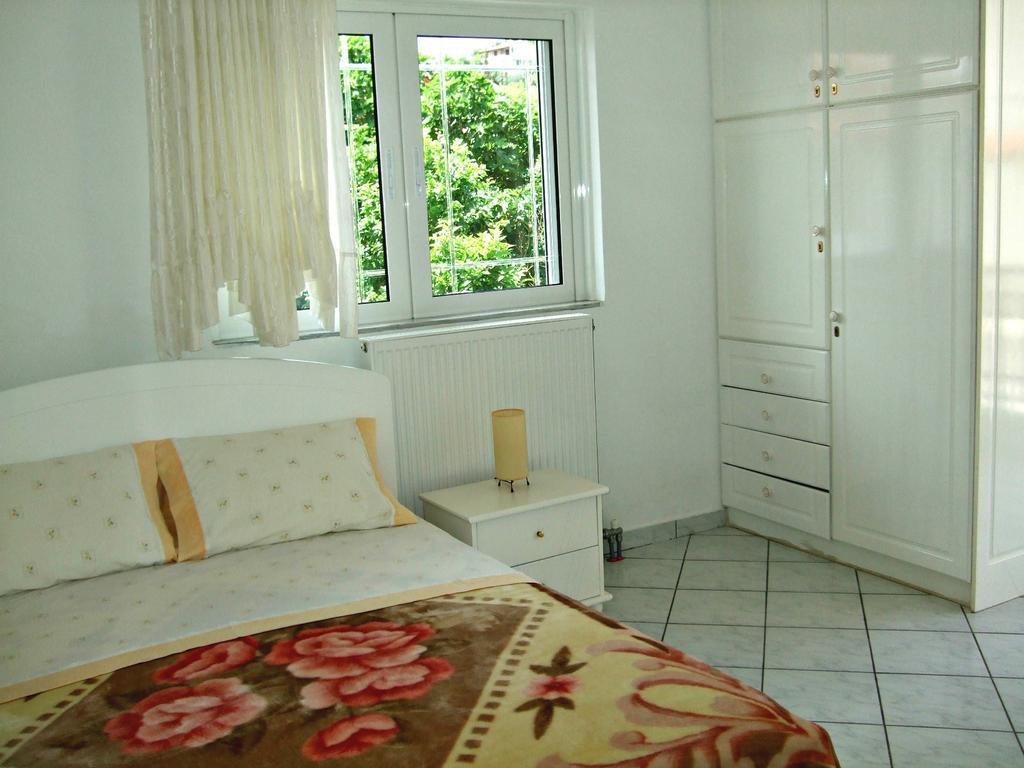 Kristallia Rooms モナスティラキ 部屋 写真